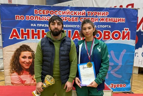 Дагестанки завоевали пять медалей на Всероссийском турнире по женской борьбе Дагестанки завоевали пять медалей на Всероссийском турнире по женской борьбе