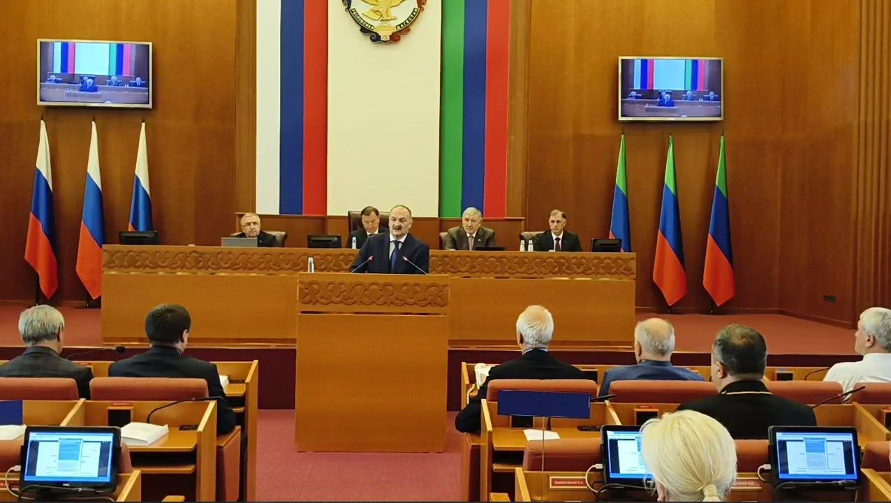 Сергей Меликов предложил ликвидировать в Махачкале внутригородские районы