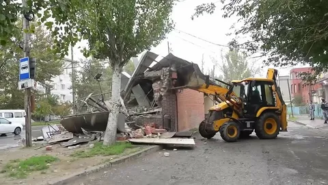 Снос незаконных построек продолжается в Махачкале