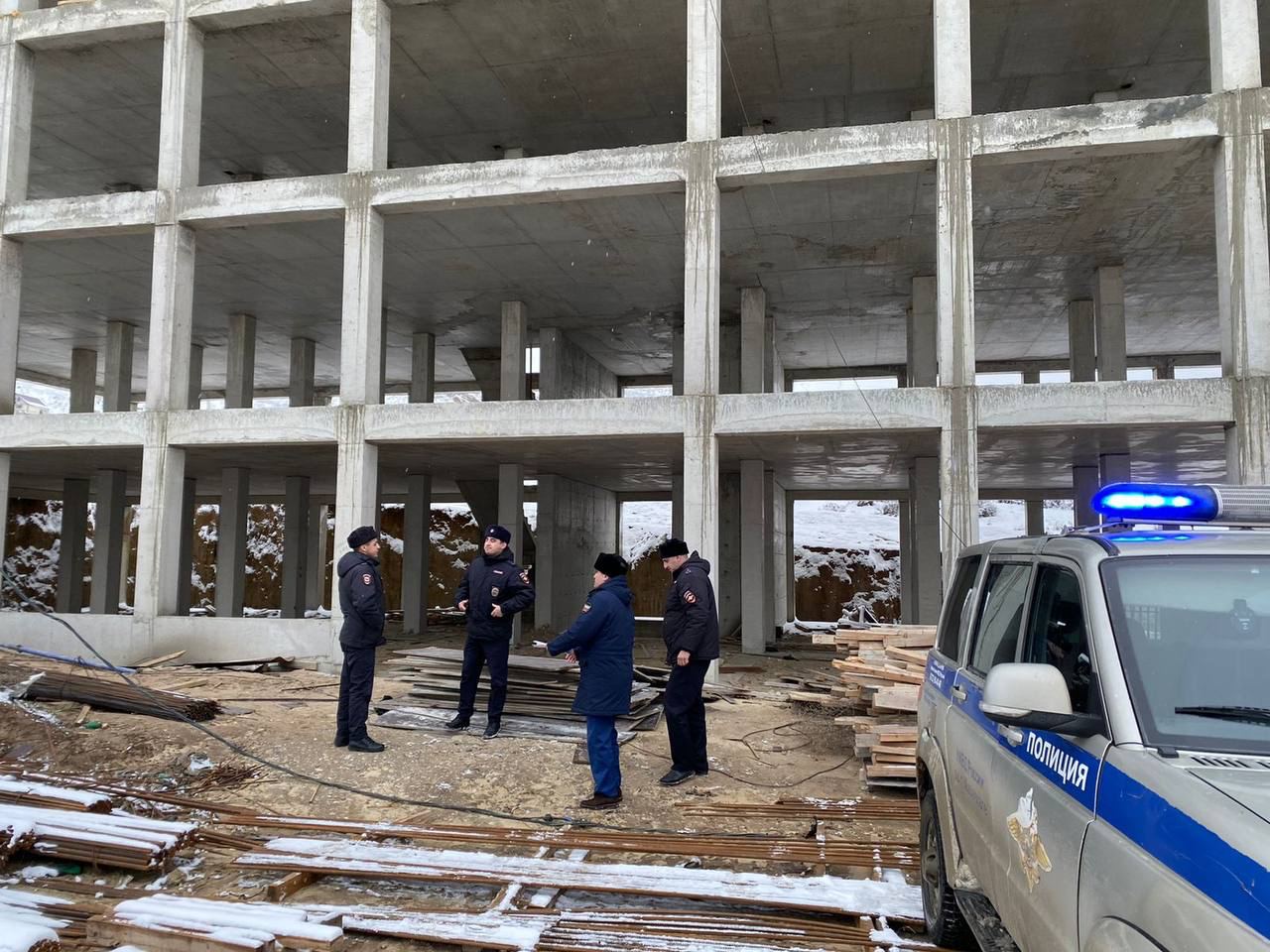 Прокуратура Махачкалы выявила нарушения при возведении объекта капитального строительства