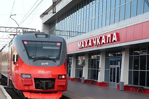 Пассажиропоток пригородных поездов в Дагестане вырос почти в полтора раза Пассажиропоток пригородных поездов в Дагестане вырос почти в полтора раза